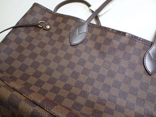 Louis Vuitton Neverfull MM