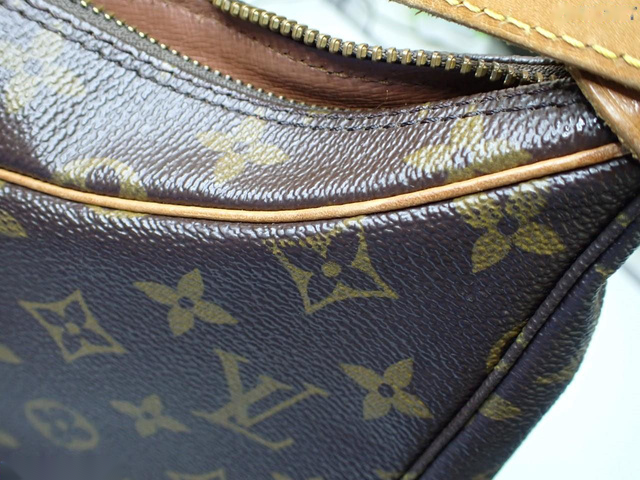Louis Vuitton Boulogne – Monogram Canvas