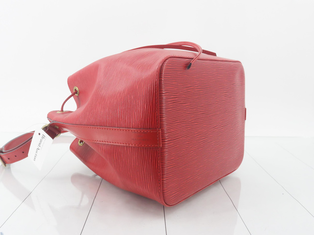 Louis Vuitton EPI Petit Noé