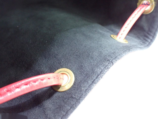 Louis Vuitton EPI Petit Noé