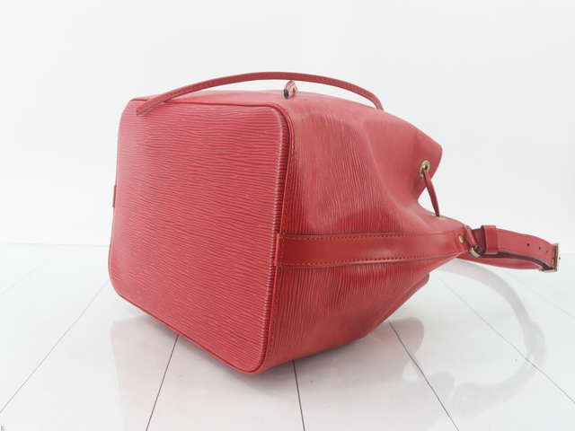 Louis Vuitton EPI Petit Noé