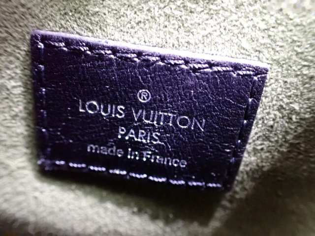 Louis Vuitton Monogram infrarouge Pochette Metis