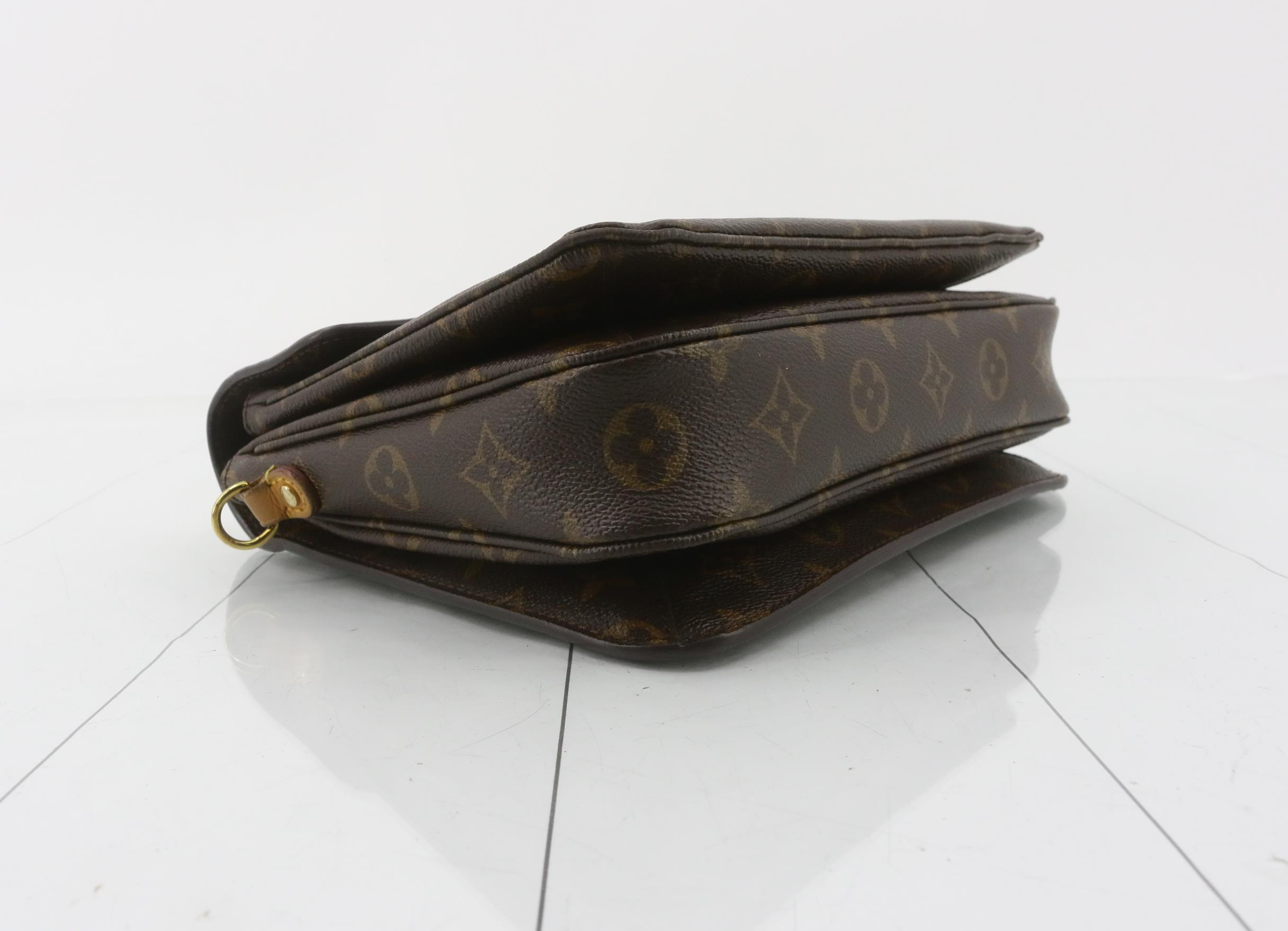 Louis Vuitton Pochette Métis