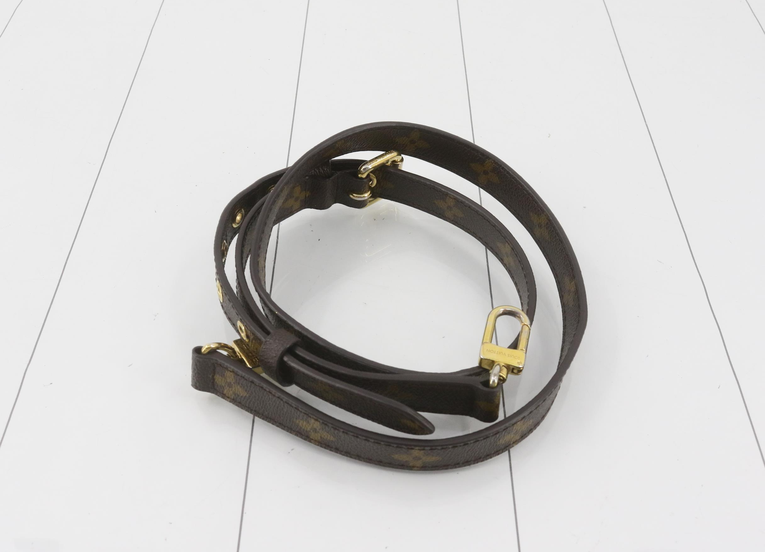 Louis Vuitton Pochette Métis